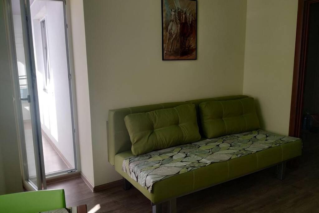 Family And Friends Apartment Ternopil Eksteriør bilde